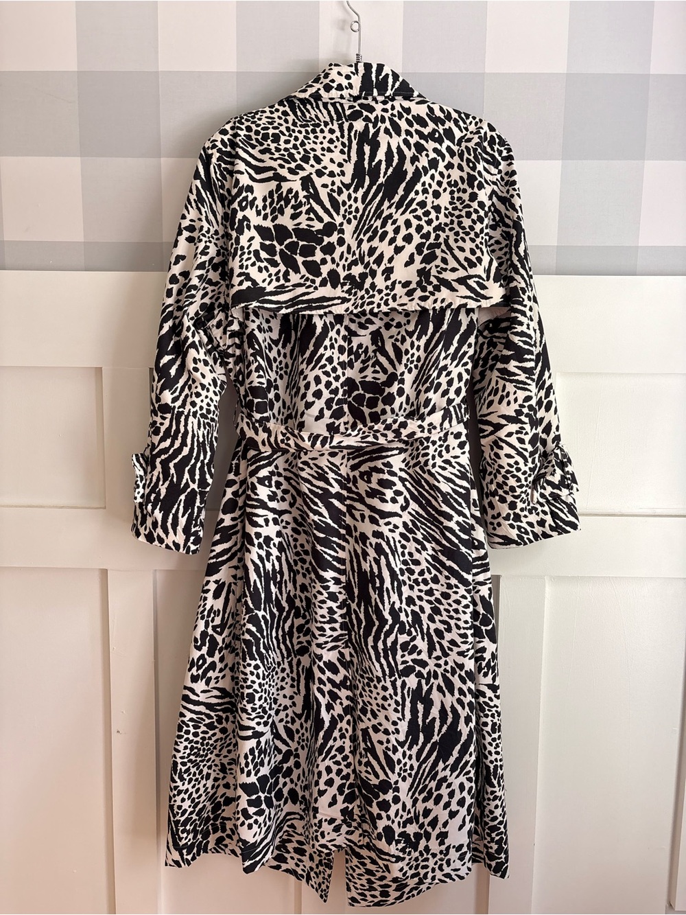Leopard Print Trench Coat - Black & Cream 2X - Picture 3 of 7